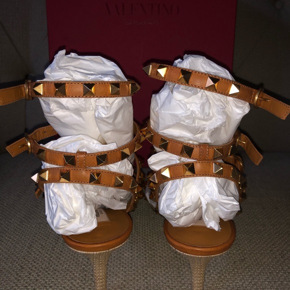 Valentino Rockstud Caged Ankle Strap Heels 9.5 - Picture 5 of 6